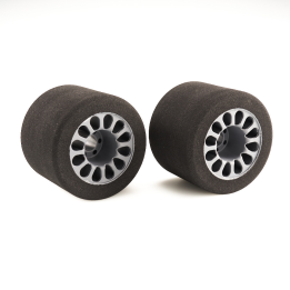 UGRIP CAPRICORN TYRE REAR 1/8 SHORE 35 - LIGHT GREY VERSION OFF SET 2022 ø 78mm